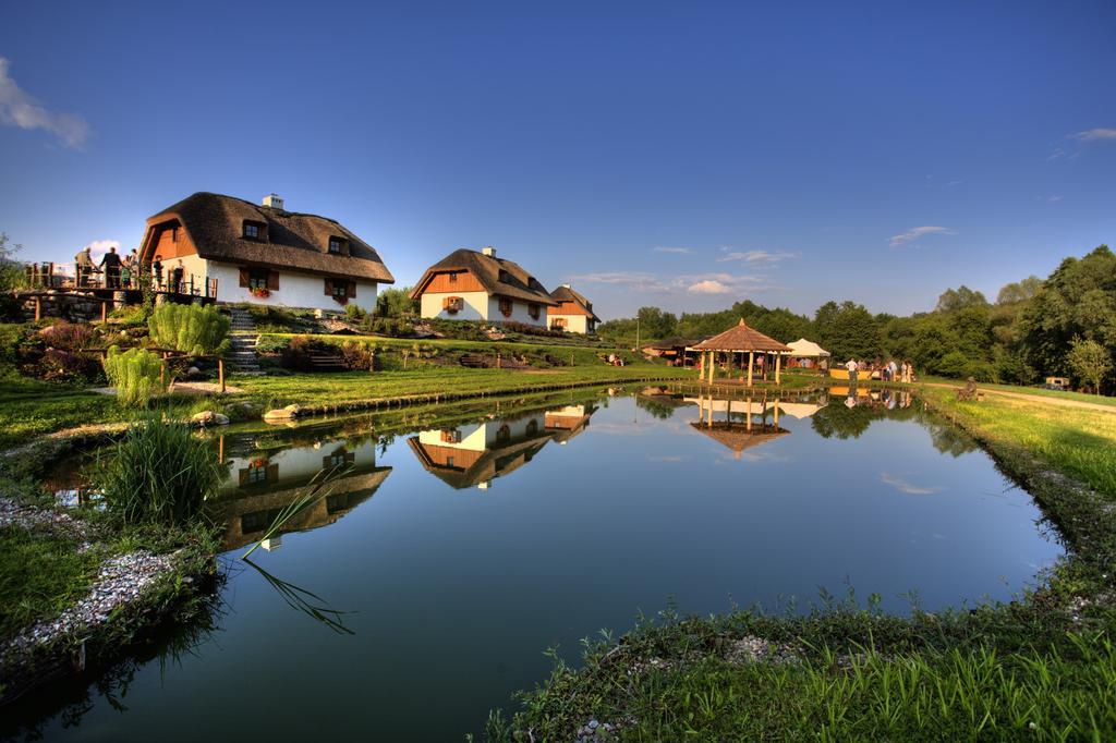 Hotel Osada Karbowko Wellness & Spa Elgiszewo  Extérieur photo